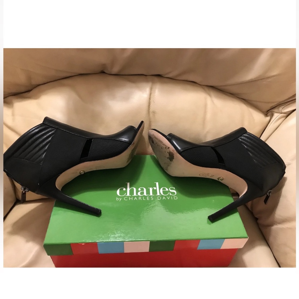 Y2K Charles David Calfskin Leather Ankle  Peep-Toe Bootie Black Sz 6.5 (7)